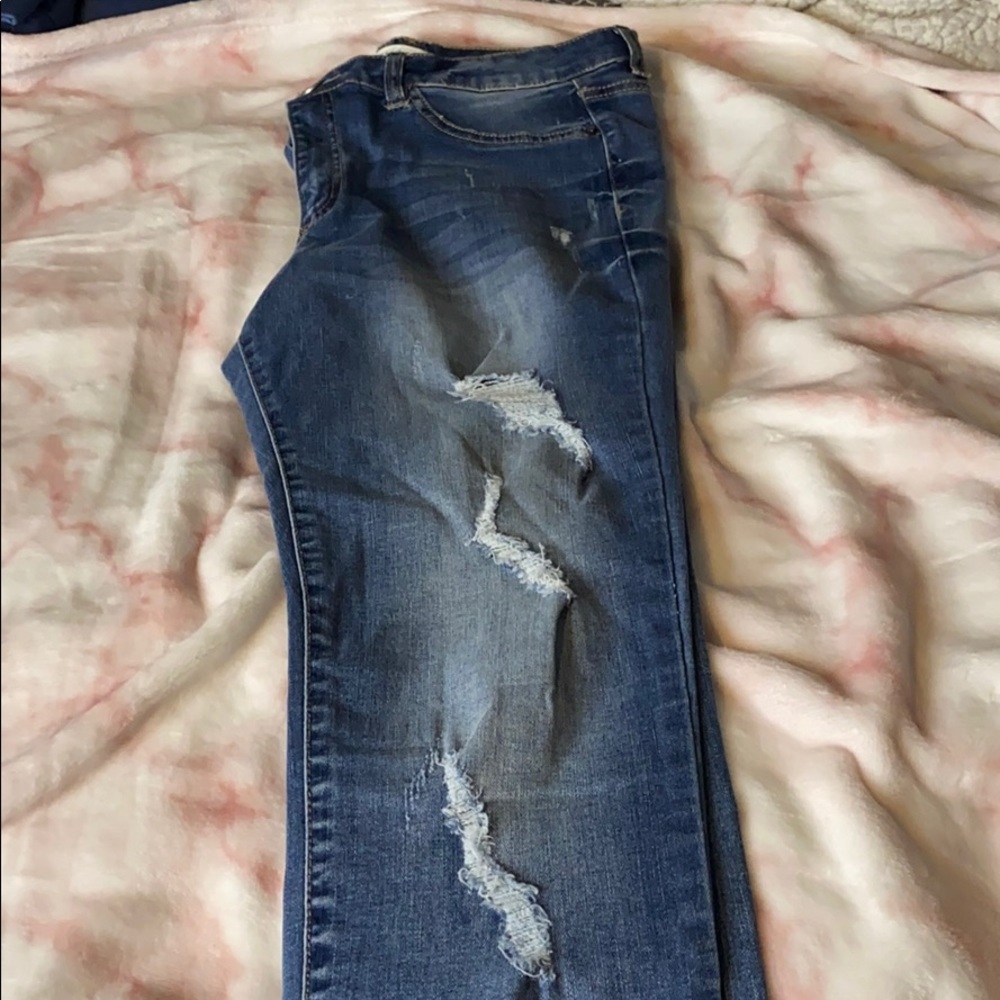 Ripped Jeans - Picture 8 of 8